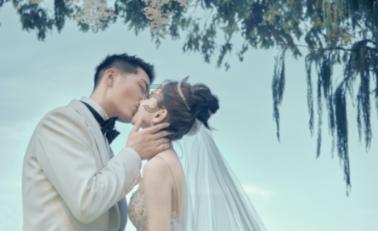 集装箱货运船