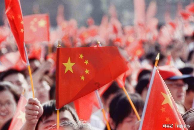 “Chat两会”智答热点AI与你无限畅聊