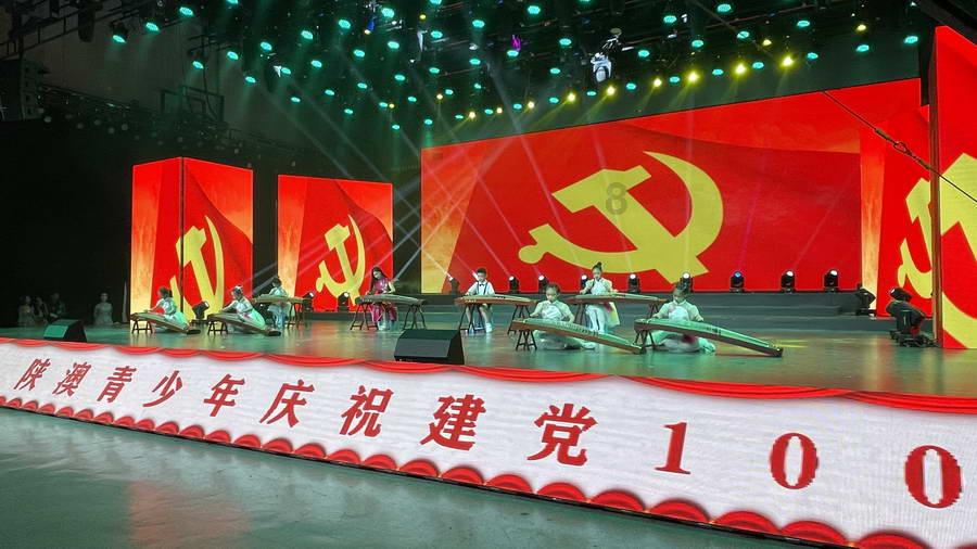 小猫钓鱼游戏龙王版有船