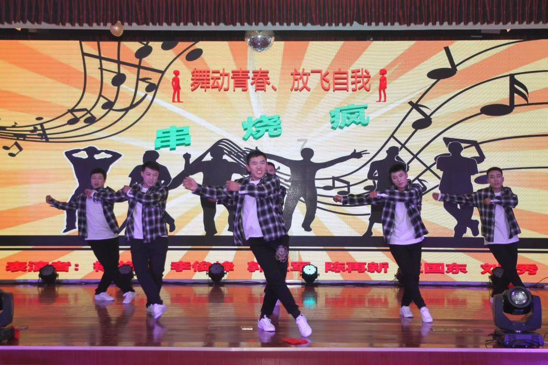 燃烧吧大脑装瓶子游戏