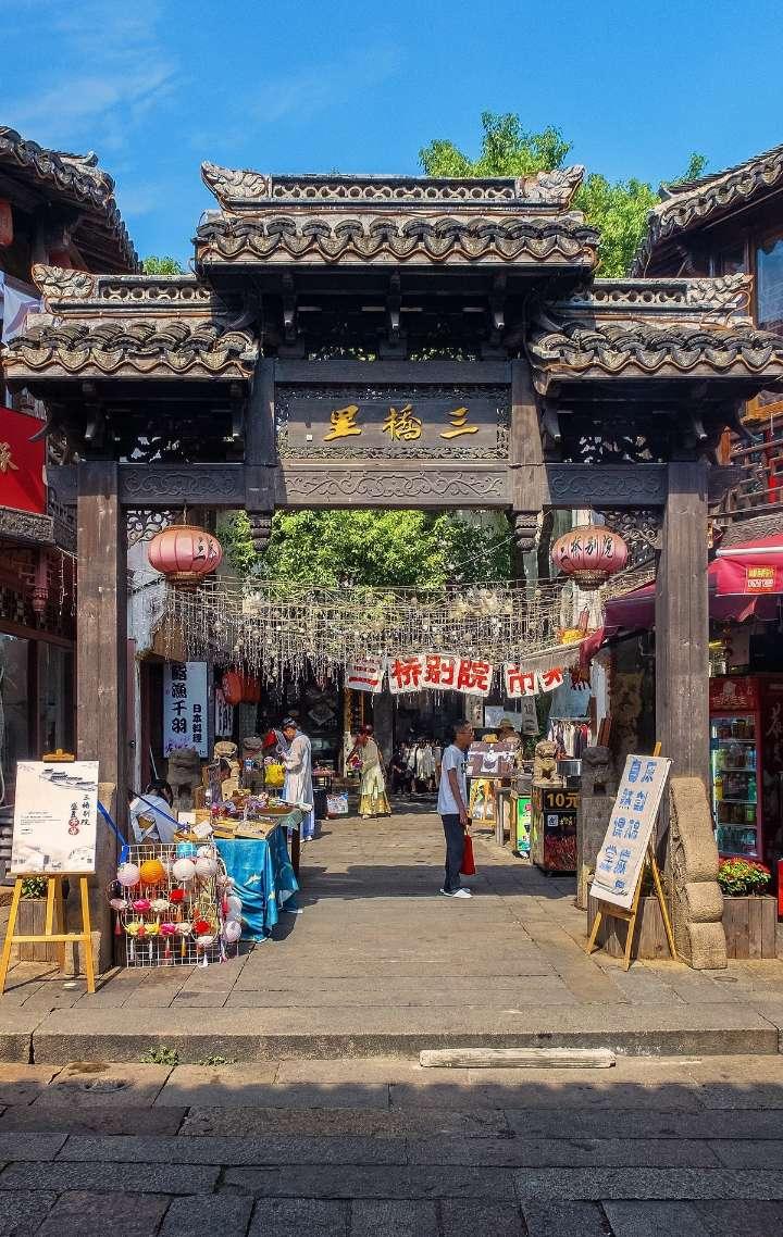 一场不应该发生的人祸，三万中国人死亡，损失十亿，整座城市尽毁