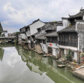 逃离复古建筑