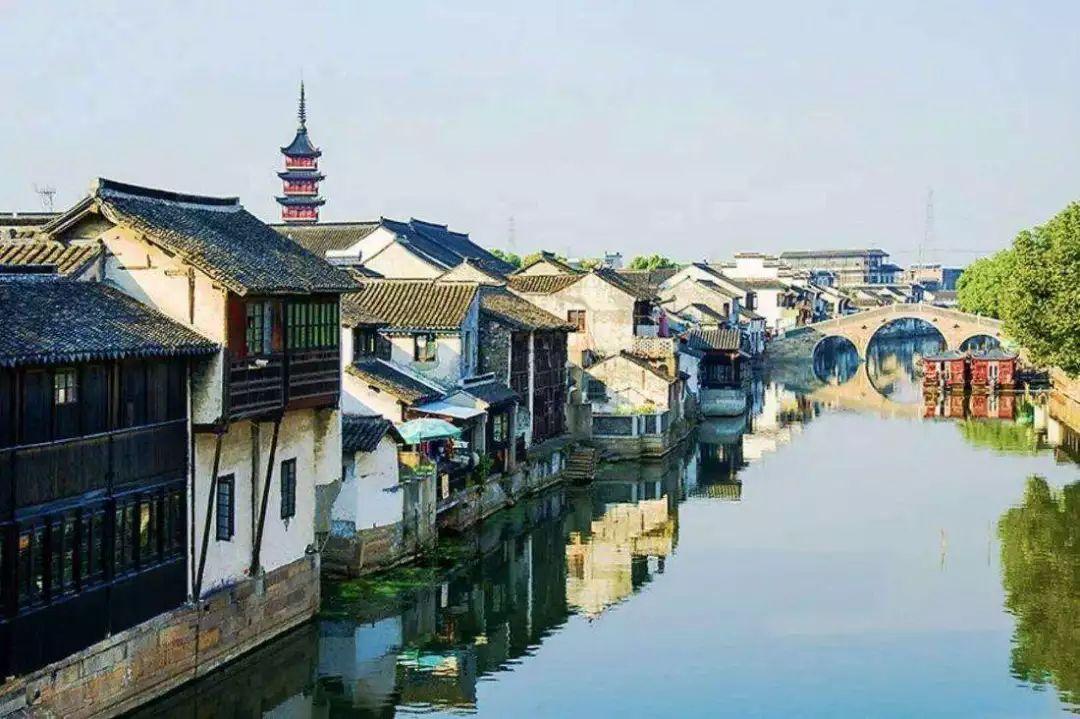 崔始源利特外国录节目被强吻，是文化差异还是性骚扰？游戏画面